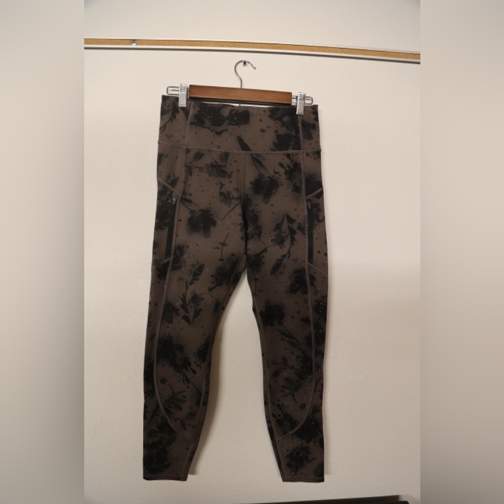 Athleta Rainier Reflective Tight Leggings M Brown Floral Print Warm High Rise